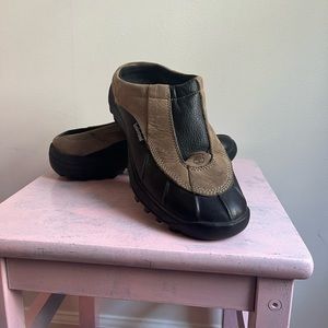 Timberland slip on bootie